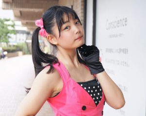 我妻桃実のワキ・脇・腋画像14枚